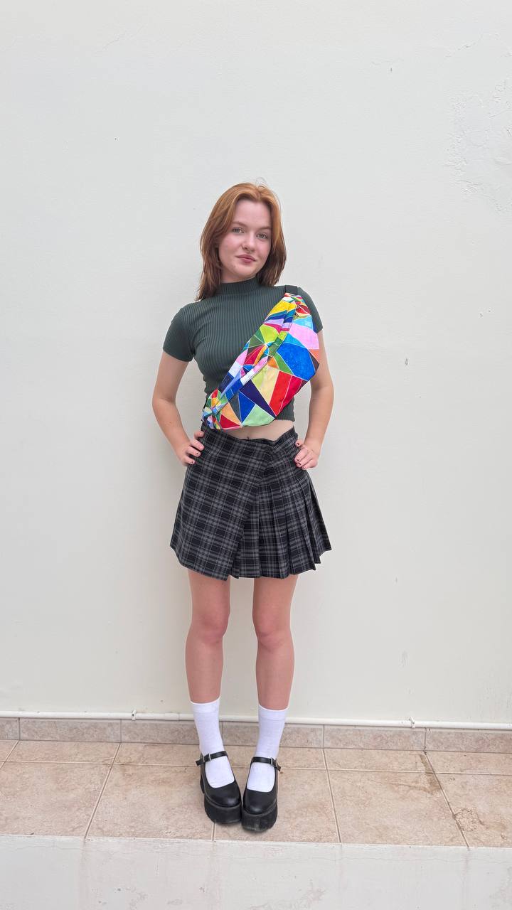 Colorful Geometric Large Fanny Pack - Fun & Functional Accessory for Adventurers